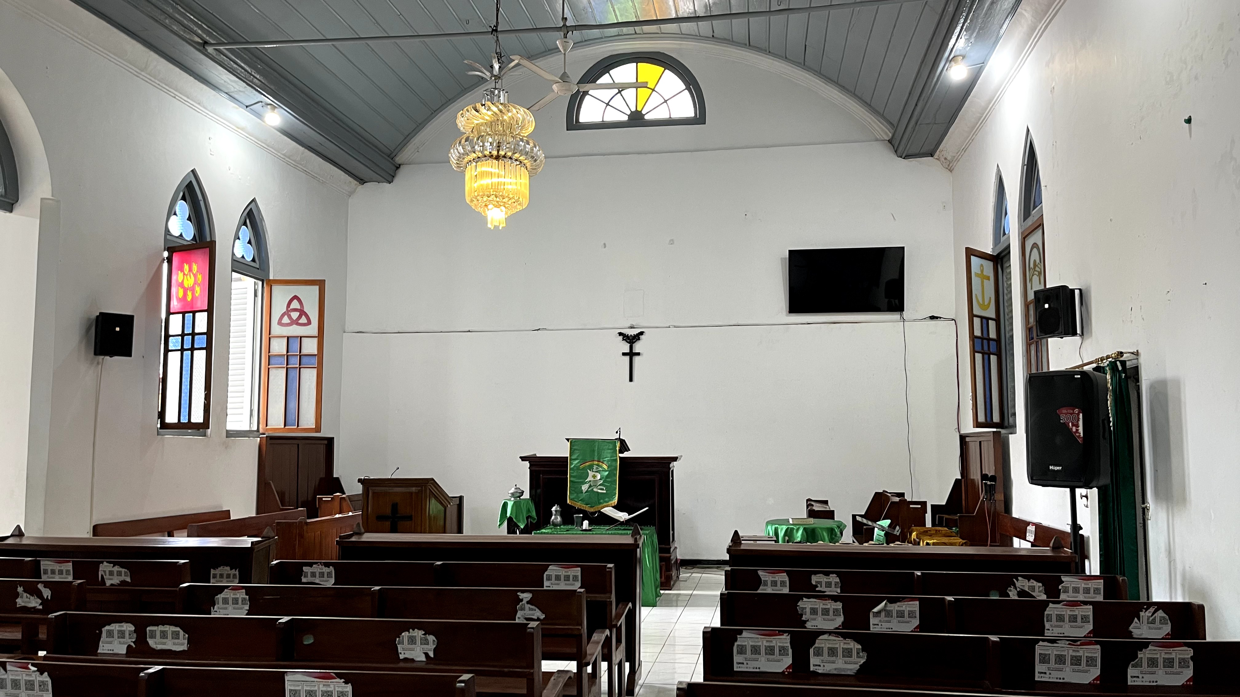 Gereja Protestan Indonesia Bagian Barat (GPIB) Tamansari